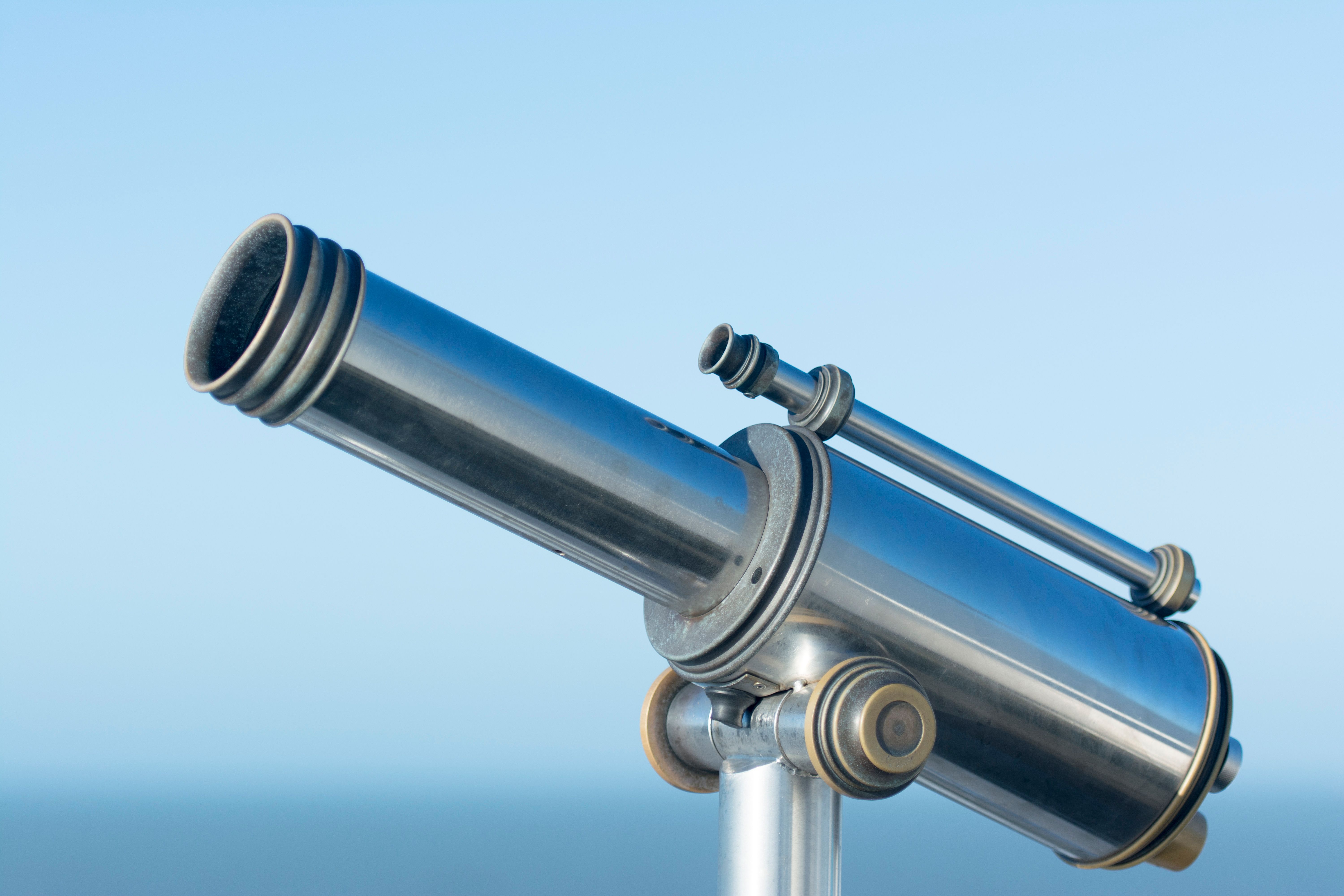 Telescope objective lens detail